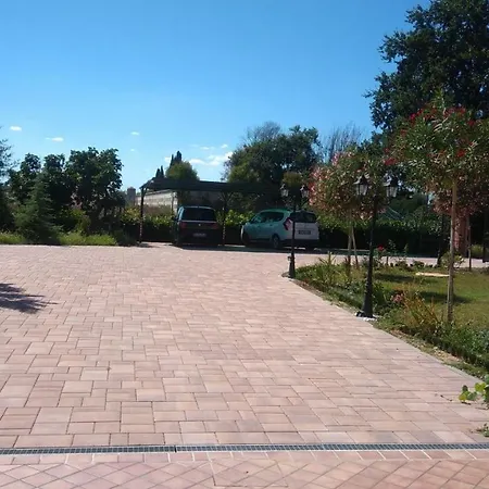 Morrovalle Love アパート *