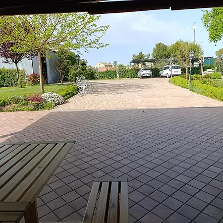 Apartment Morrovalle Love