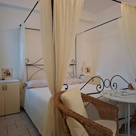 Morrovalle Love Daire