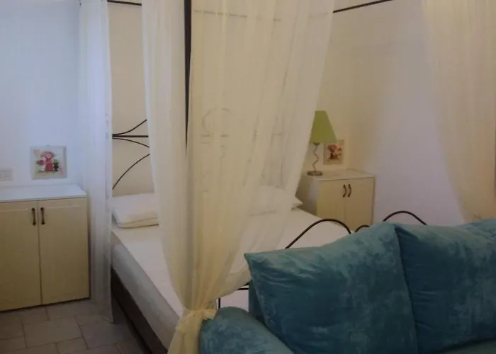 Morrovalle Love Daire