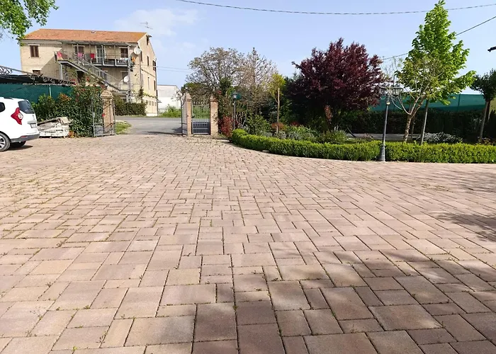 Morrovalle Love * Morrovalle